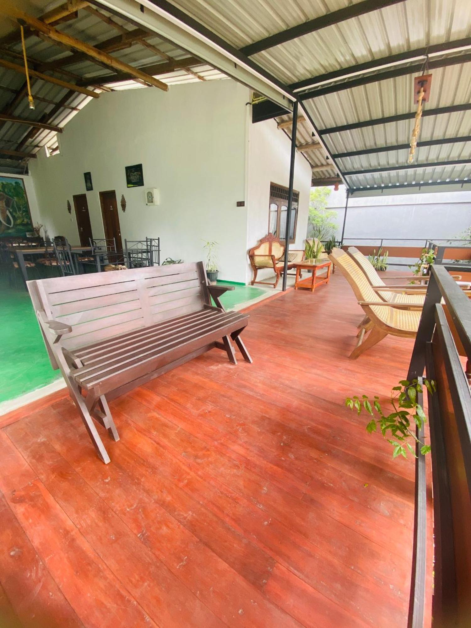 Blossom Inn Ella Luaran gambar