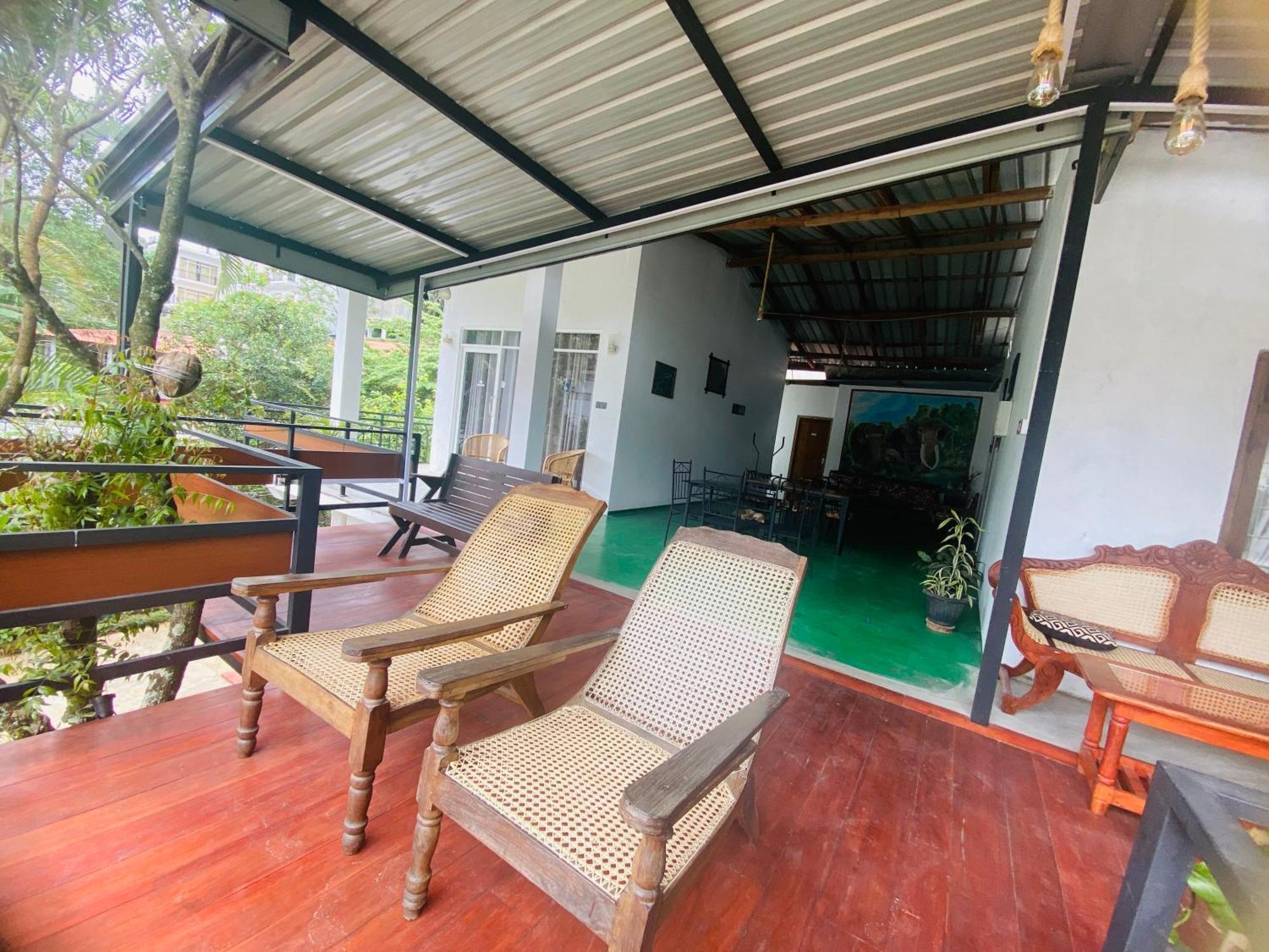 Blossom Inn Ella Luaran gambar